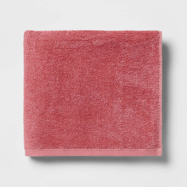 Everyday Bath Towel Pink - Room Essentials